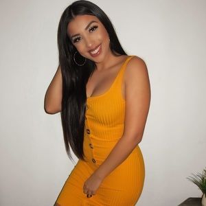 Meet your Posher, Alyssa